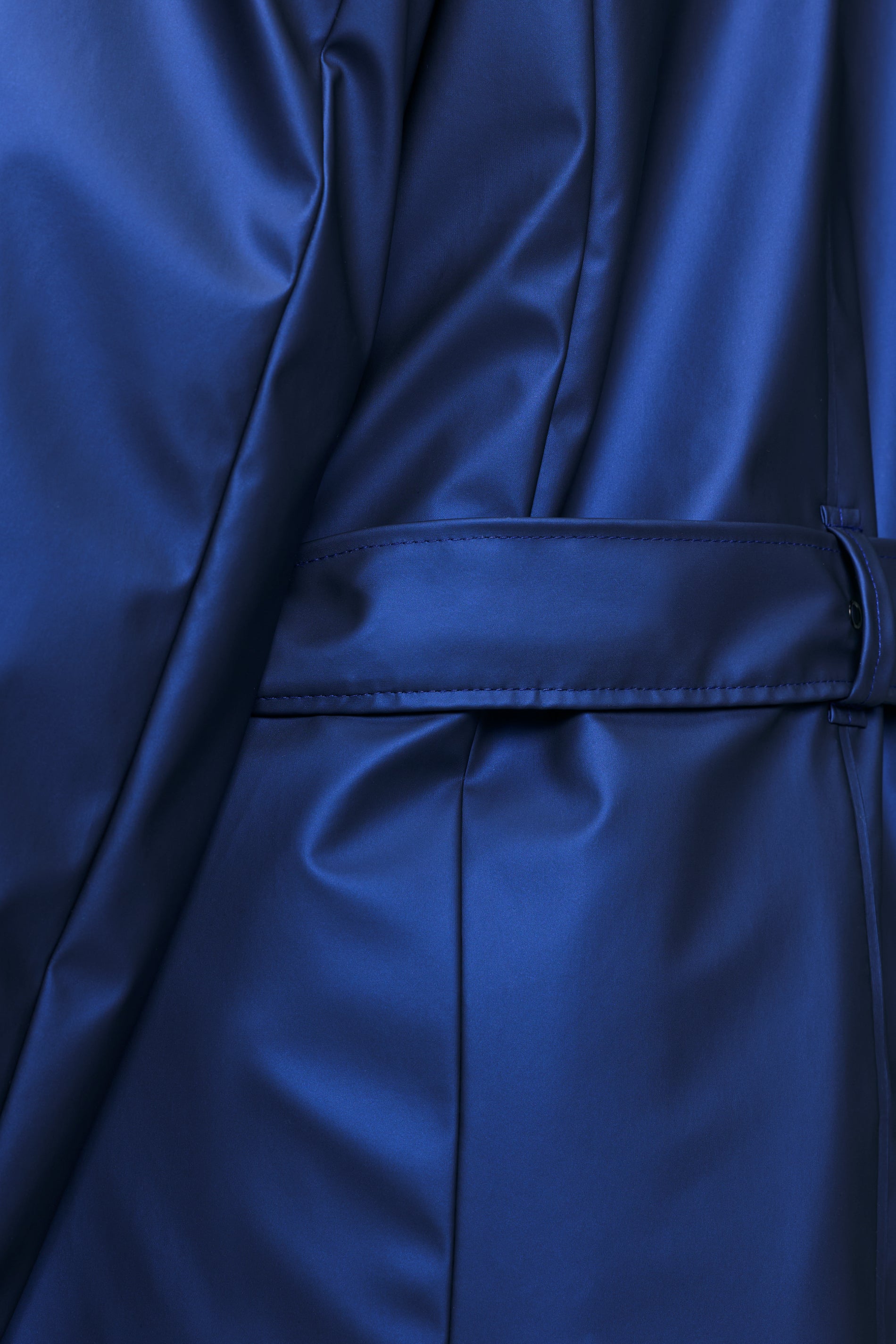 RAINS Curve Long Jacket
Lucid Jacket