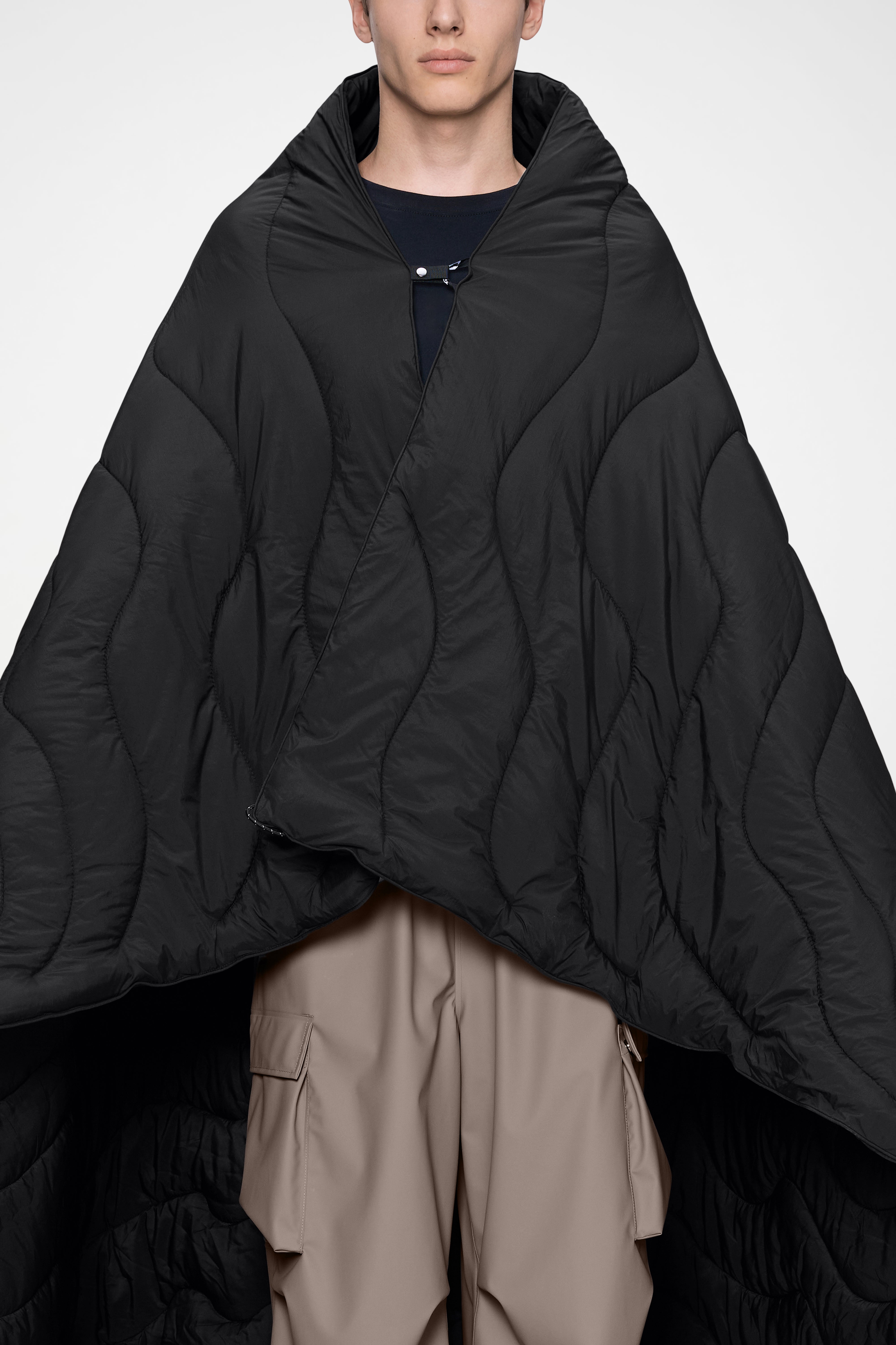 RAINS Puffer Blanket Black Picnic Blanket